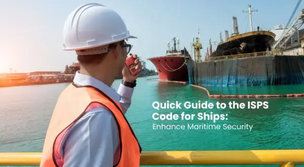 Mann mit Helm und Warnweste spricht ins Funkgerät. Im Hintergrund Schiffe im Hafen. Titel: "Quick Guide to the ISPS Code for Ships".